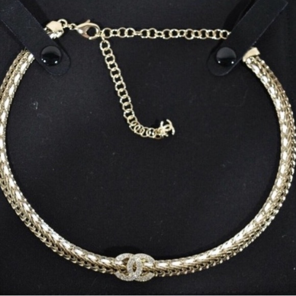 Authentic Chanel crystal CC necklace - Picture 13 of 14